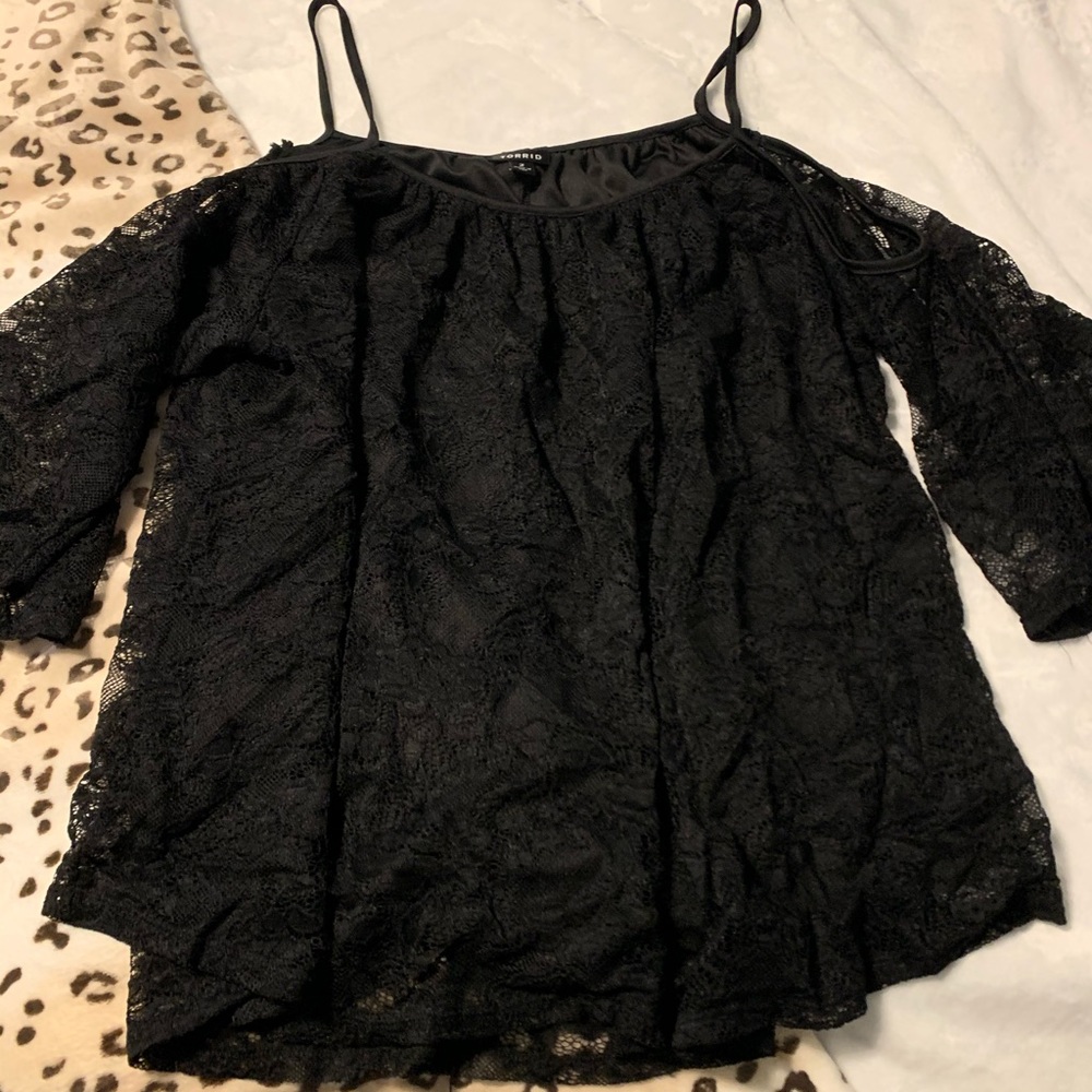 torrid cold shoulder top